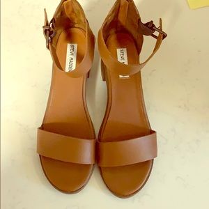 Steve Madden leather strap  Sandals
